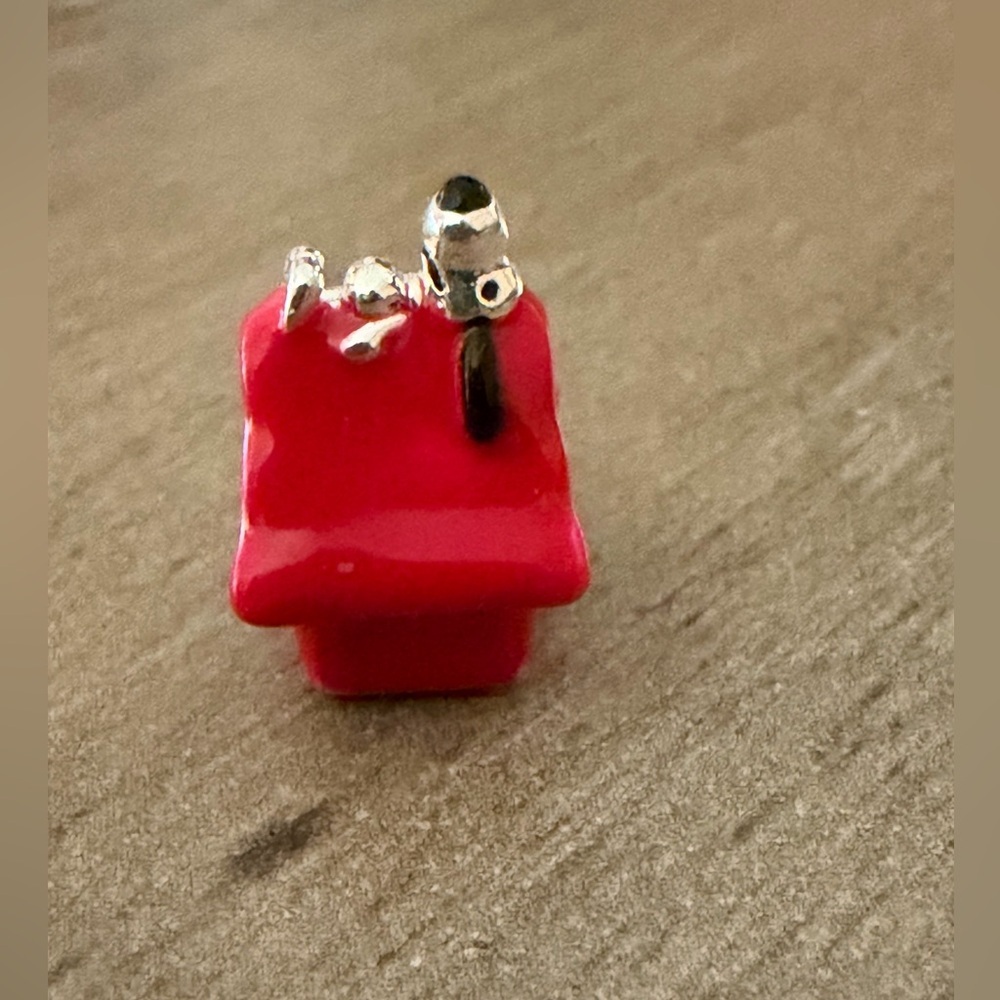 925 Sterling Silver Snoopy On Doghouse Classic Peanuts Charm Bracelet Minimalist - Picture 7 of 7